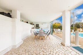 3220 Villa Smeralda by Barbarhouse