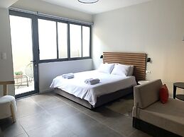 M17 Studios & Suites