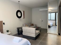 M17 Studios & Suites