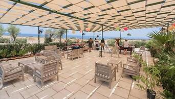 Sea & Pool 2 Bedroom 3 Terraces Turtle Bay Holiday