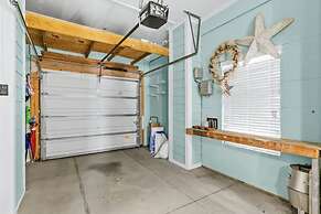 Casa Bella 5 Bedroom Home by RedAwning