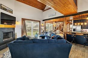 The Sandcastle 4 Bedroom Home by RedAwning