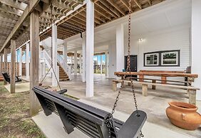 The Sandcastle 4 Bedroom Home by RedAwning