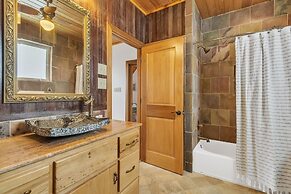 The Sandcastle 4 Bedroom Home by RedAwning