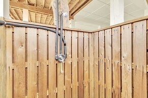 The Sandcastle 4 Bedroom Home by RedAwning