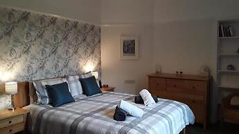 Amazing Cottage With Indoor Private Pool