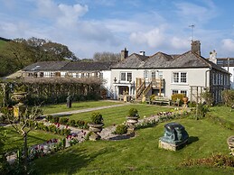 Manor Farmhouse