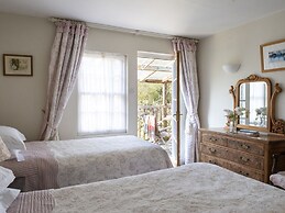 Wisteria Suite