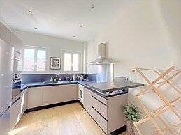 Modern Apartment 20 m from the Sea