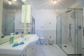 Casa Madonna Del Mare- Villa With sea View a few Steps From the Beach