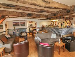 Chalet Log Cabin C11