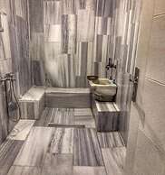 oldmile palace hotel