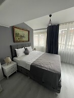 oldmile palace hotel