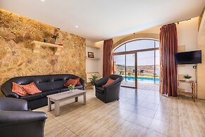 Ta Rozarja Maisonette With Private Pool