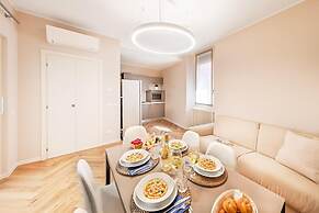 Il Lago 2 13 by Wonderful Italy