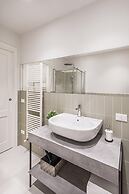 Il Lago 2 13 by Wonderful Italy