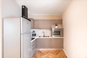 Il Lago 2 13 by Wonderful Italy