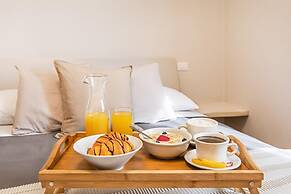 Il Lago 2 13 by Wonderful Italy