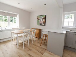 1 Golf Links Cottages