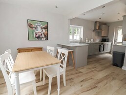 1 Golf Links Cottages