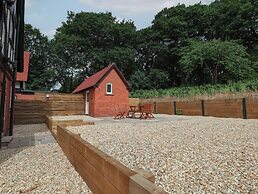 2 Golf Links Cottages