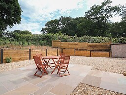 2 Golf Links Cottages