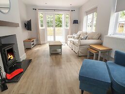 2 Golf Links Cottages