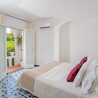 Villa Bijoux - Luxury Villa Sea View