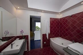 Villa Bijoux - Luxury Villa Sea View