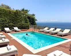 Villa Bijoux - Luxury Villa Sea View