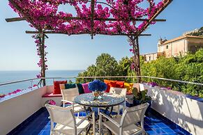 Villa Bijoux - Luxury Villa Sea View