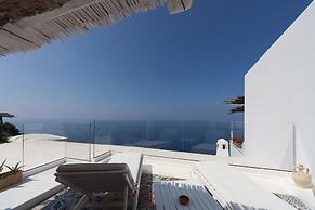 Villa Venusta - Majestic Villa With Pool