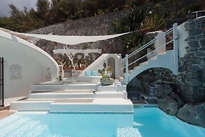 Villa Venusta - Majestic Villa With Pool