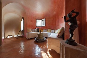 Villa Venusta - Majestic Villa With Pool