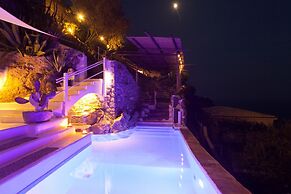 Villa Venusta - Majestic Villa With Pool