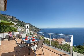 Villa Ecuba - Villa for Groups in a Strategic Position