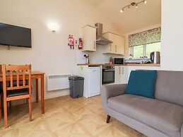 Chalet Log Cabin L10