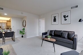 Amazing 2BR Condo in Pentagon City