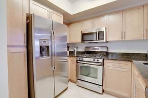 Amazing 2BR Condo in Pentagon City