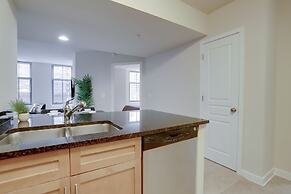 Amazing 2BR Condo in Pentagon City