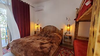 Clockwise Gjirokaster