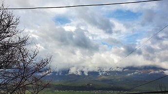 Clockwise Gjirokaster
