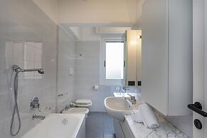 Large Apartment in the Heart of Santa Margherita Ligure by Wonderful I