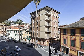 Large Apartment in the Heart of Santa Margherita Ligure by Wonderful I