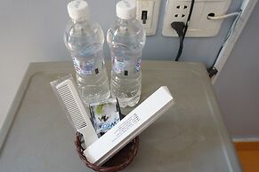 Nha Nghi Van Long Elephants