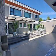 Sunset Mews Luxurious 3 Bed Townhouse