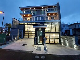 Sunset Mews Luxurious 3 Bed Townhouse