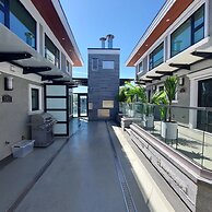 Sunset Mews Luxurious 3 Bed Townhouse