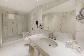 Hallmark Hotel & Spa