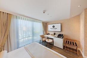 Hallmark Hotel & Spa